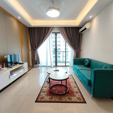 R&F Princess Cove Premium Home Stay 3Bed 2Bath Джохор-Бару Экстерьер фото